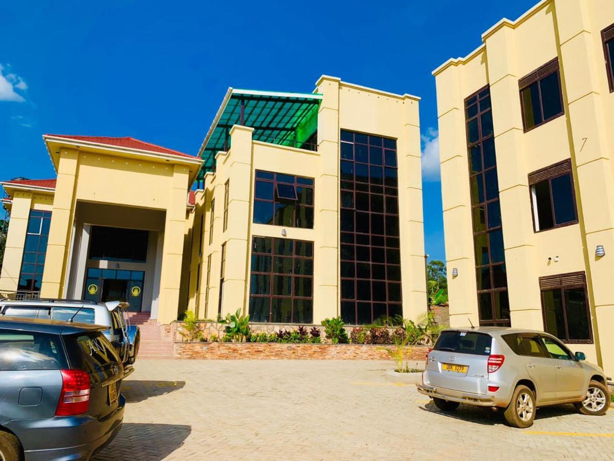 Golden Castle Hotel Hoima Exterior photo